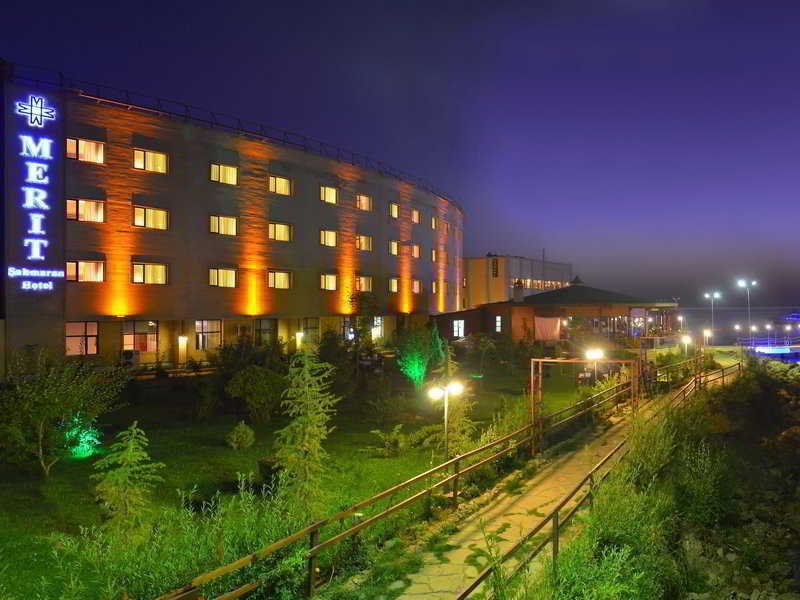 Merit Sahmaran Van Exterior foto